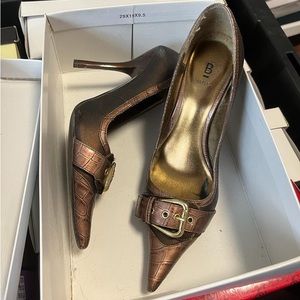 Matching purse and shoe set